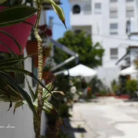 Costa De La Luz Guest house 2*
